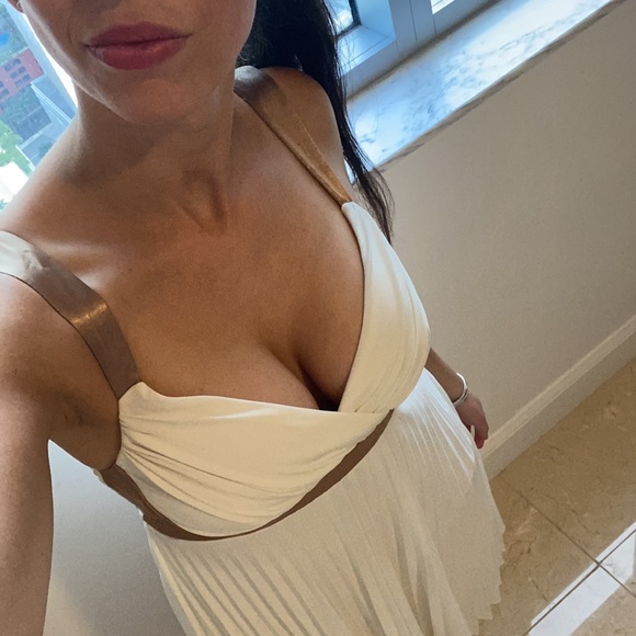 White Grecian cocktail dress - Picture 4 of 11